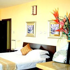 Deluxe Junior Suite